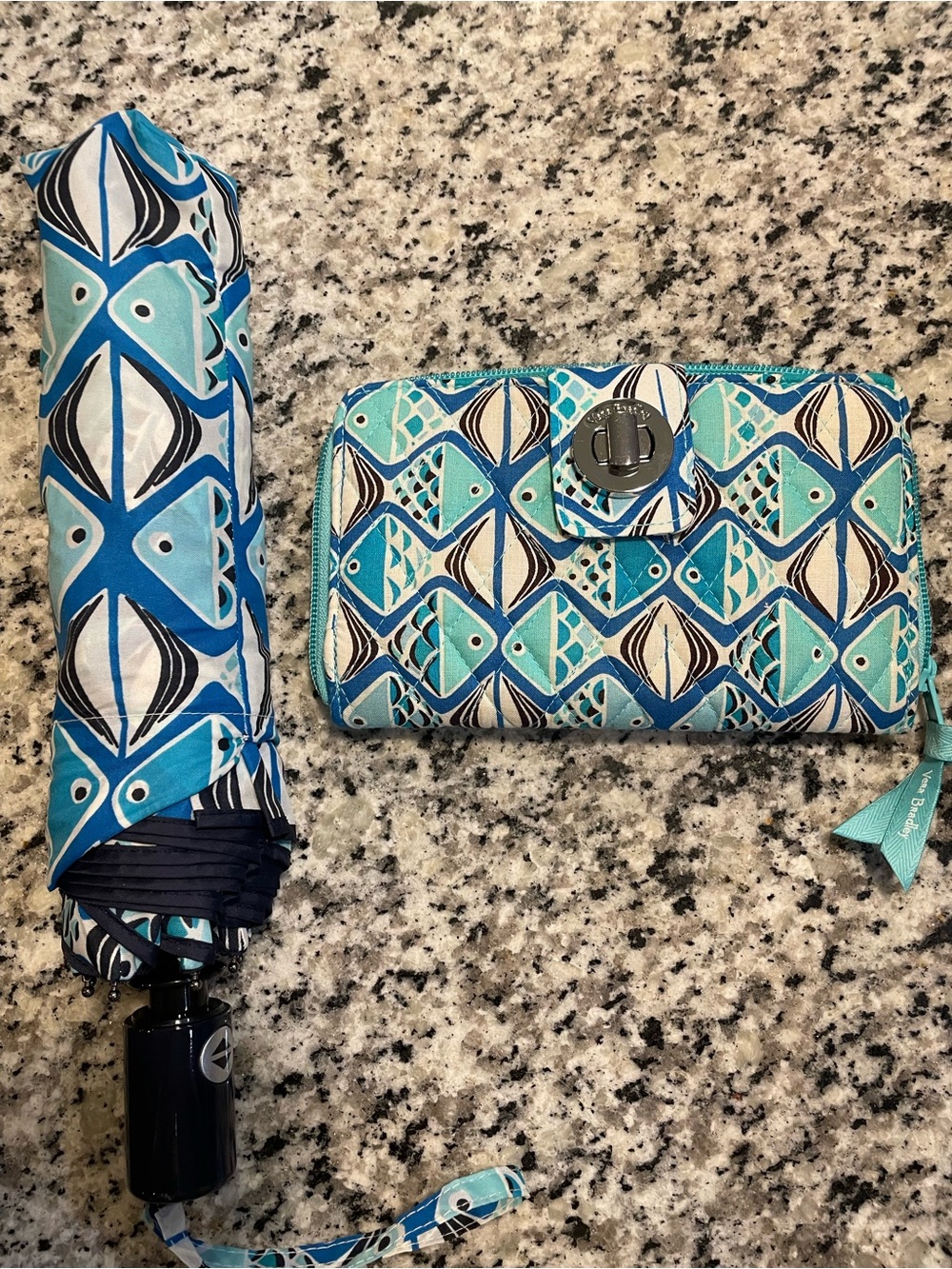 Vera Bradley Teal Blue Aqua Pattern Umbrella and Wallet Set